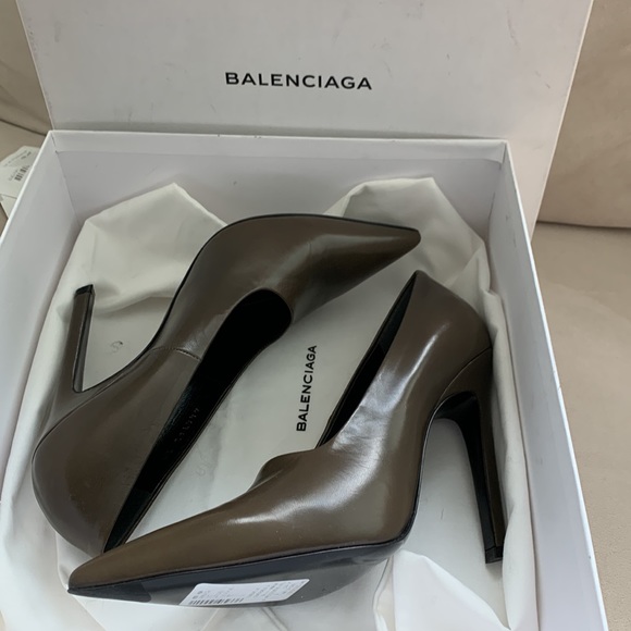 BALENCIAGA Pumps In GREEN - Picture 2 of 9
